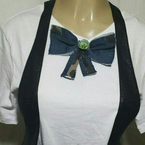 Tasty Raw Edge Denim-Camo Sweethert Bow Pin